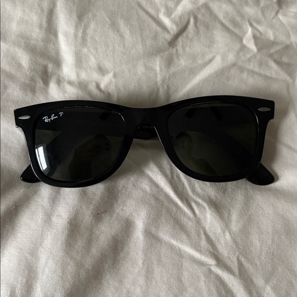 Ray-Ban Black Sunglasses